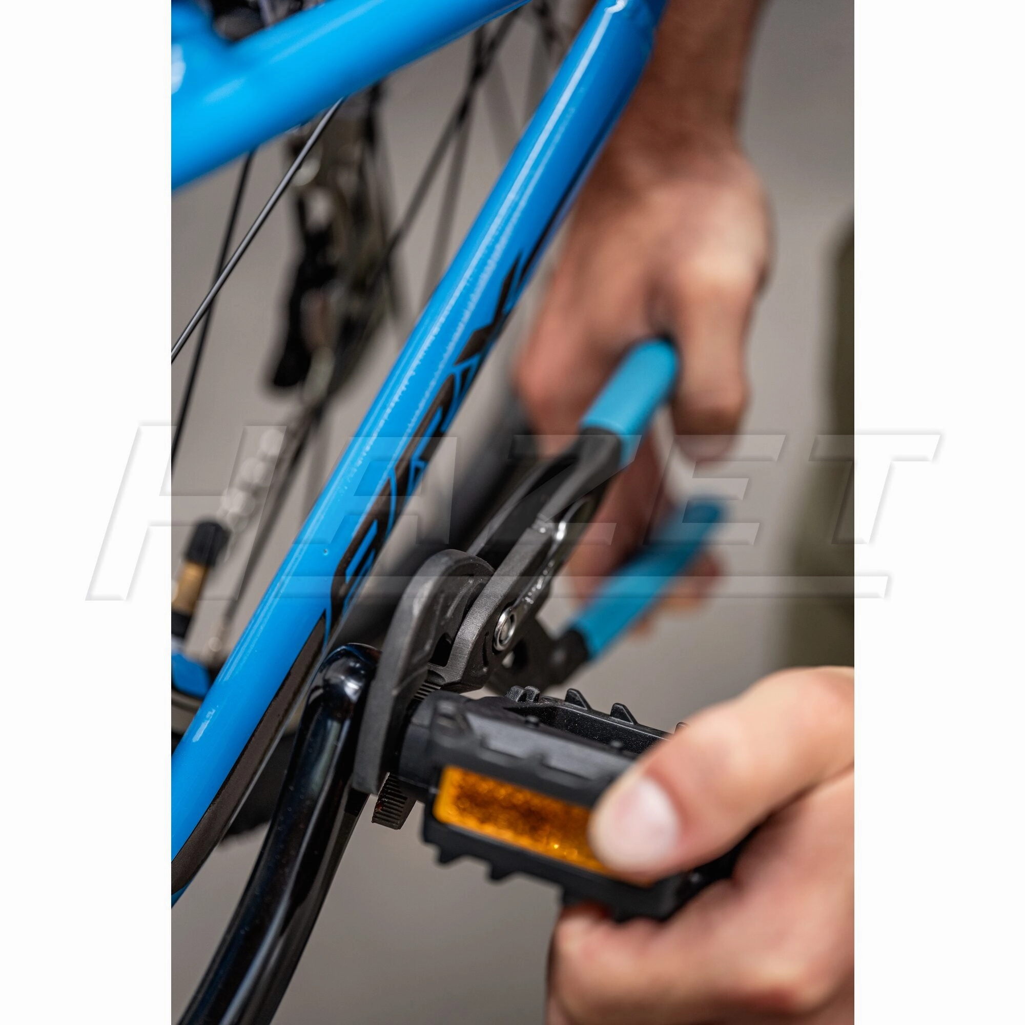 Hazet 760-2 Universal Pliers, Right-Handers