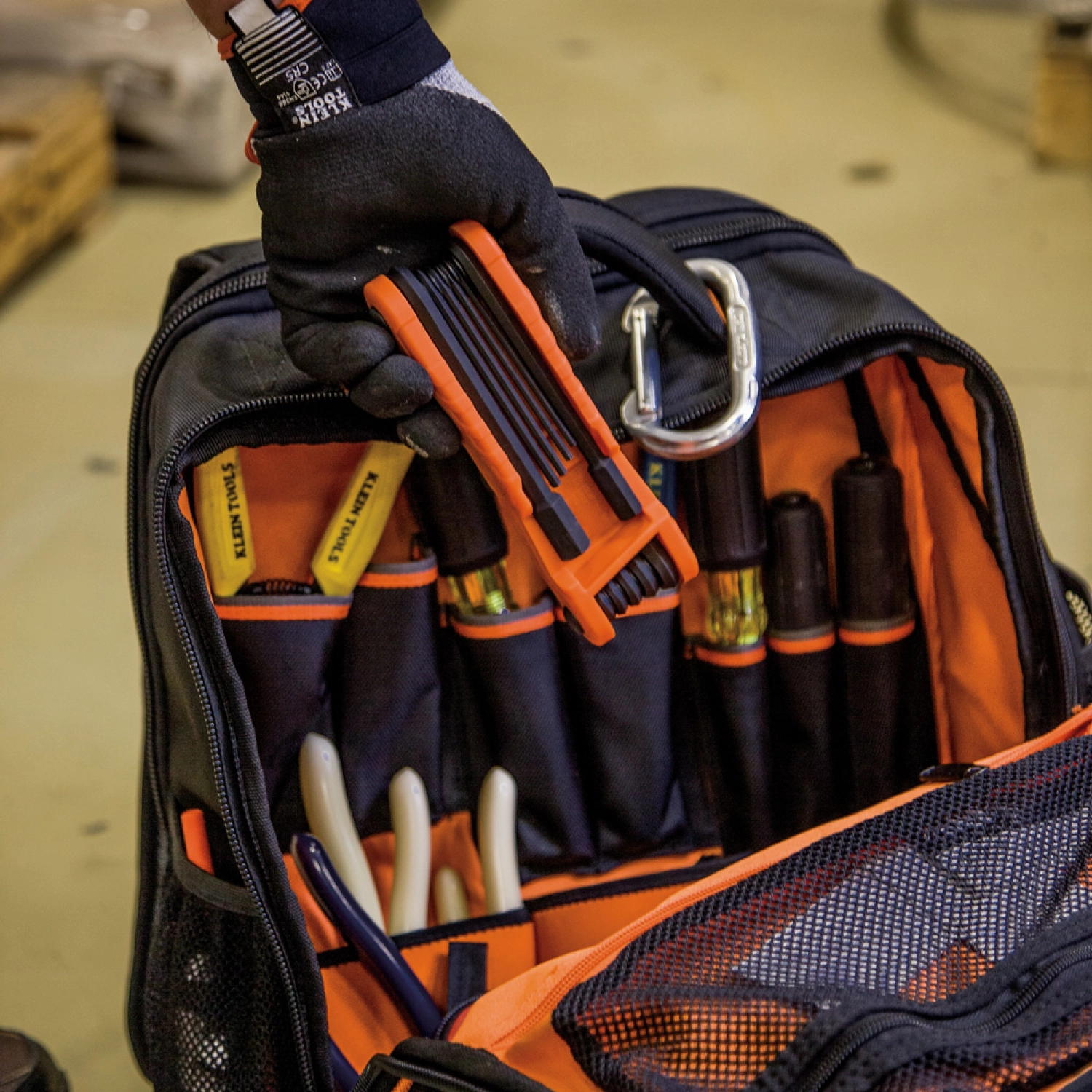 Klein Tools 70552 Pro Folding Hex Key Set, SAE and Metric, 21 Pc.