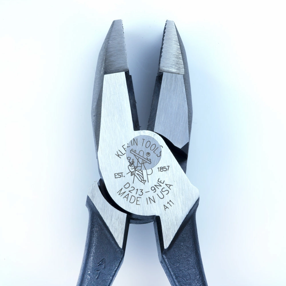 Klein Tools D213-9NE High Leverage Pliers, New England Nose, 9-Inch, Side Cutters