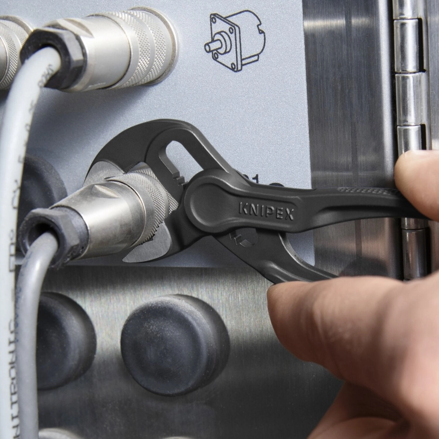Knipex 87 00 100 SBA 4" Cobra XS Water Pump Pliers
