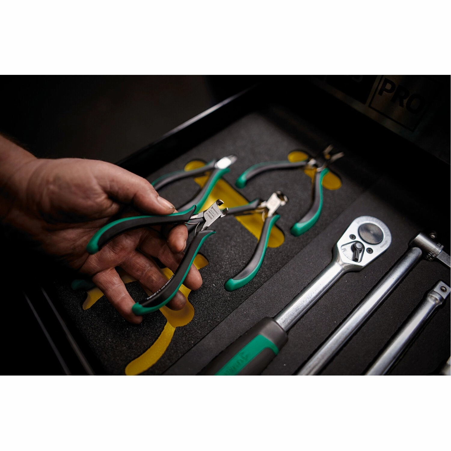 Stahlwille 96838798 Electronic pliers set