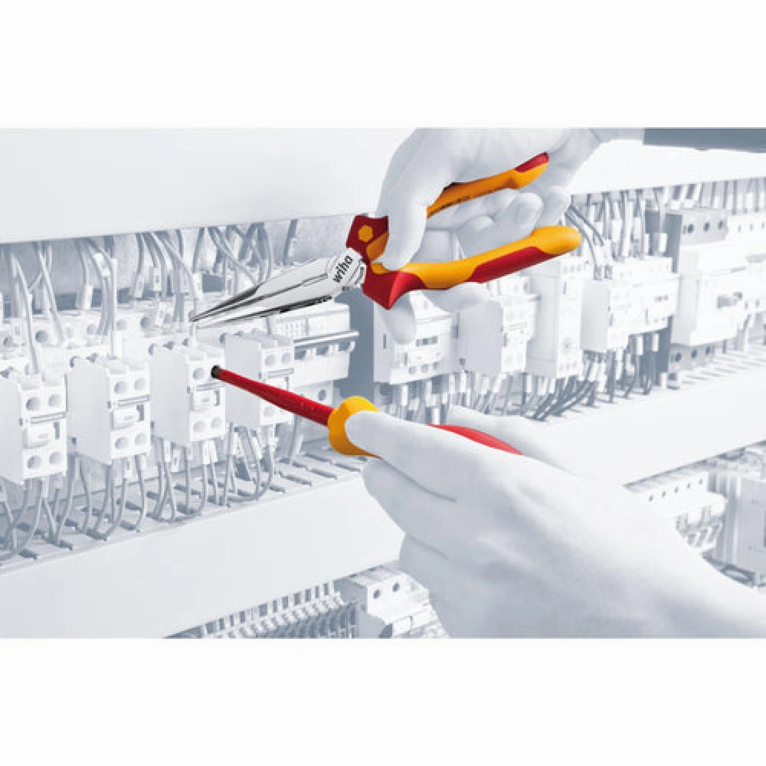 Wiha Tools 32869 14 Piece Insulated SlimLine Blades and Pliers Set