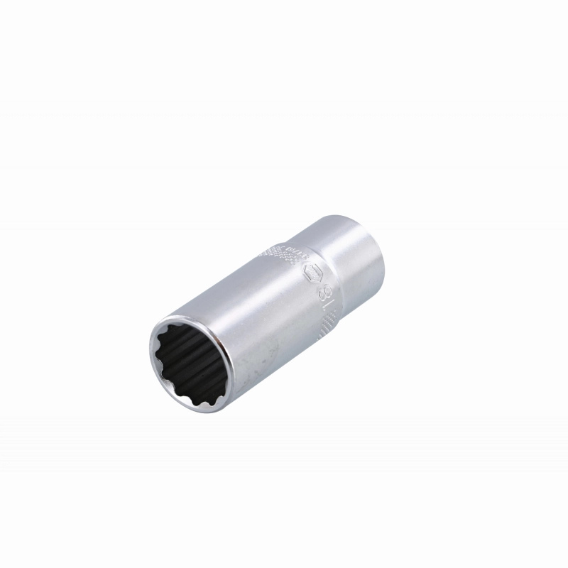 Wiha Tools 33761 12 Point 3/8" Drive Deep Socket 18 mm